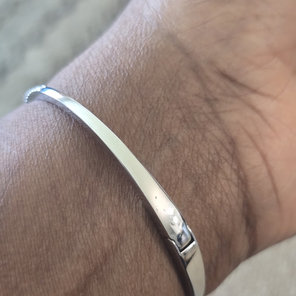 Givenchy Elegant Silver Bracelet Crystal Accents New Women - Picture 9 of 15